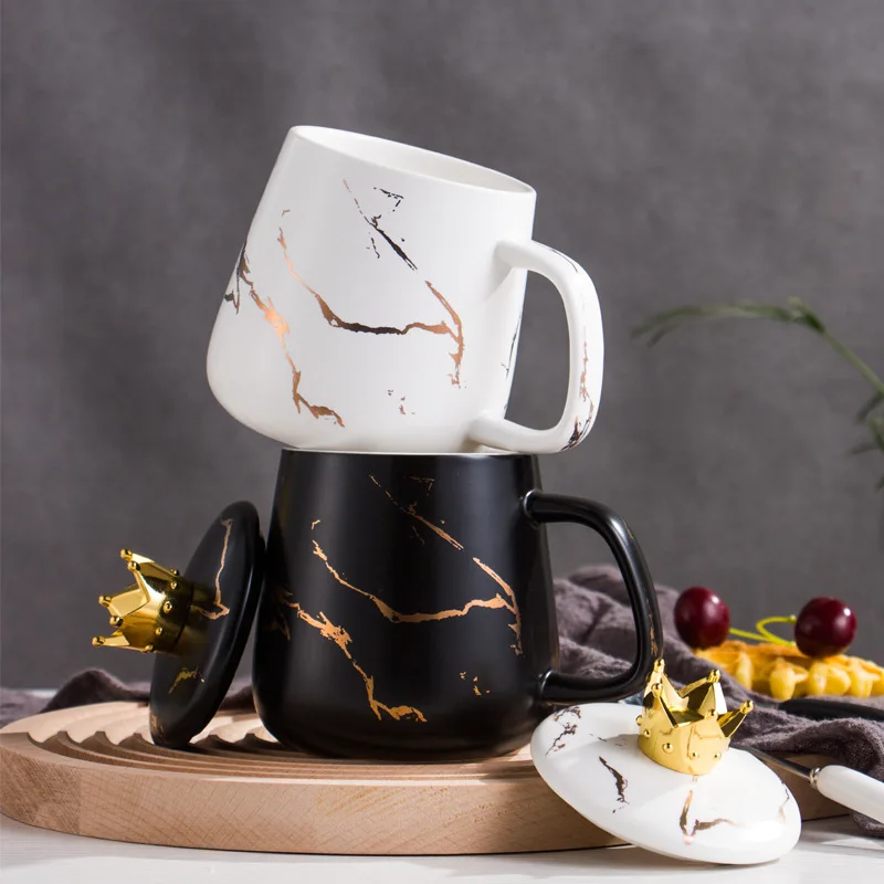 Põhjamaade ins hommikusöök tass kaanega lusikaga keraamiline tass marmor vee tassi kohvi tassi luu hiina crown keraamiline kruus1